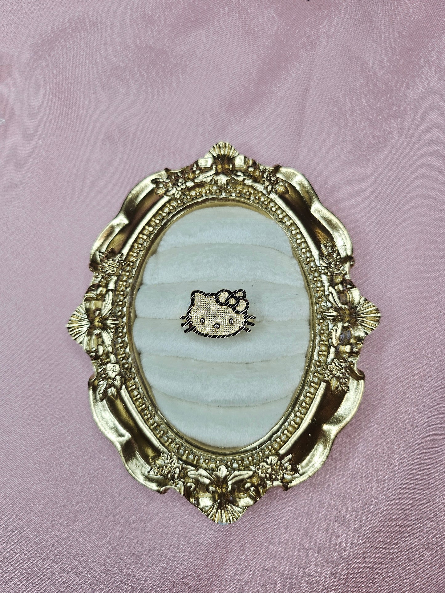 Hello Kitty Ring