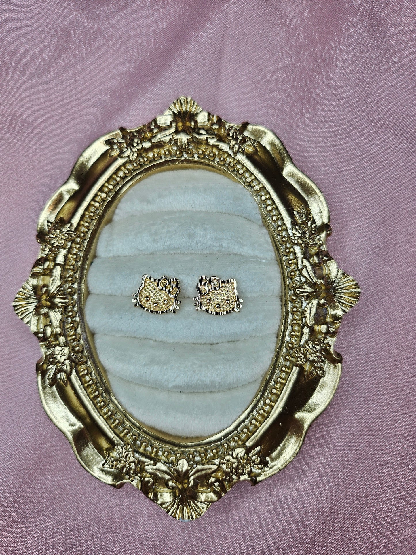 Hello Kitty Studs